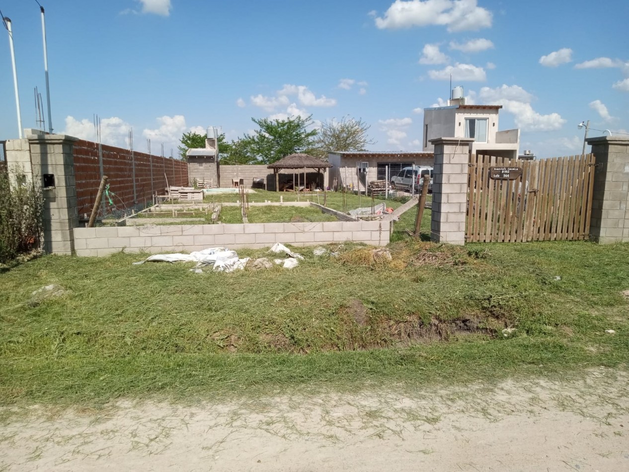 Oportunidad Terreno En San Vicente Con Pileta Y Quincho
