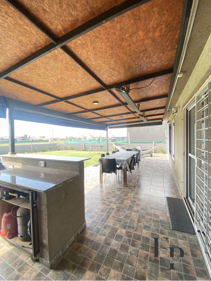 Casa Wood Frame en EXCELENTE ESTADO