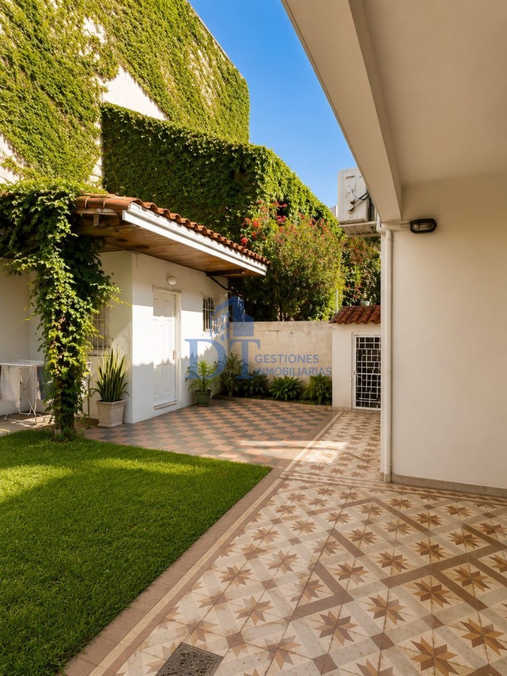 Casa de 3 Ambientes con Hermoso Patio en Ubicacion Estrategica - Quilmes