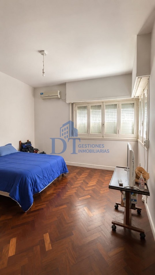Casa de 3 Ambientes con Hermoso Patio en Ubicacion Estrategica - Quilmes