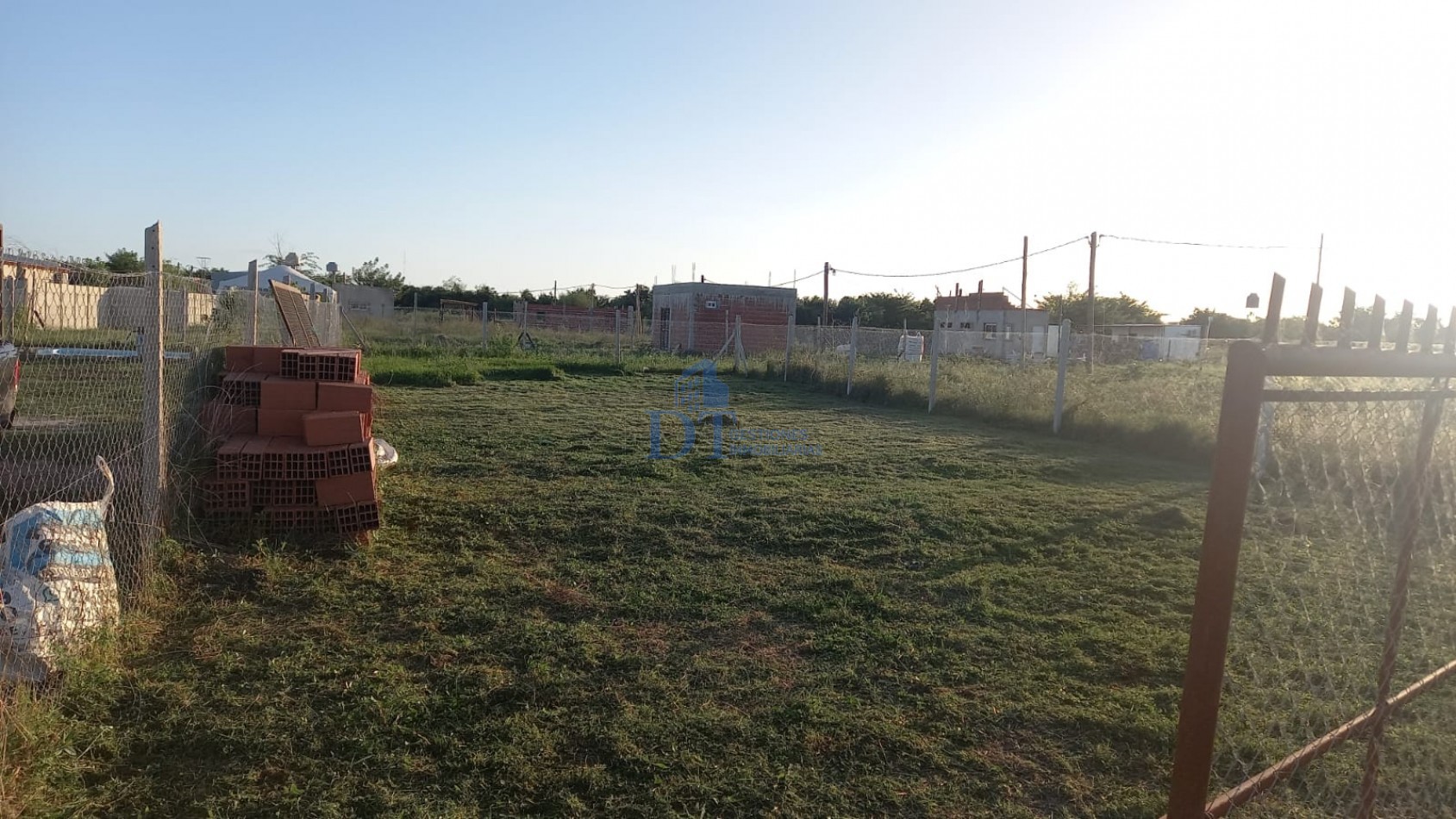 Lote cercado con pileta - Ubicacion estrategica en San Vicente | USD 18.000
